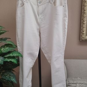 Artisan*NY skinny jeans